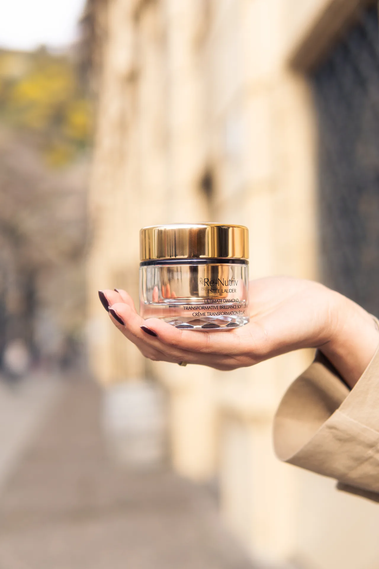 Estée Lauder Re-Nutriv – Tugba Yakut × Kastner & Öhler | Elcapture